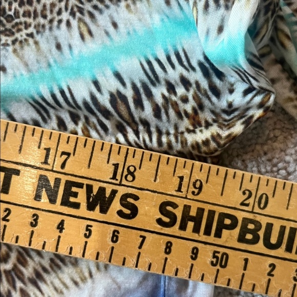 Milly Chevron Leopard Print Top Size Medium - Picture 9 of 9